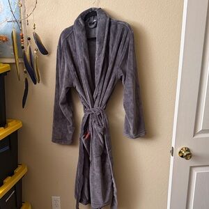 Plush Men's Gray Robe with Shawl Collar
